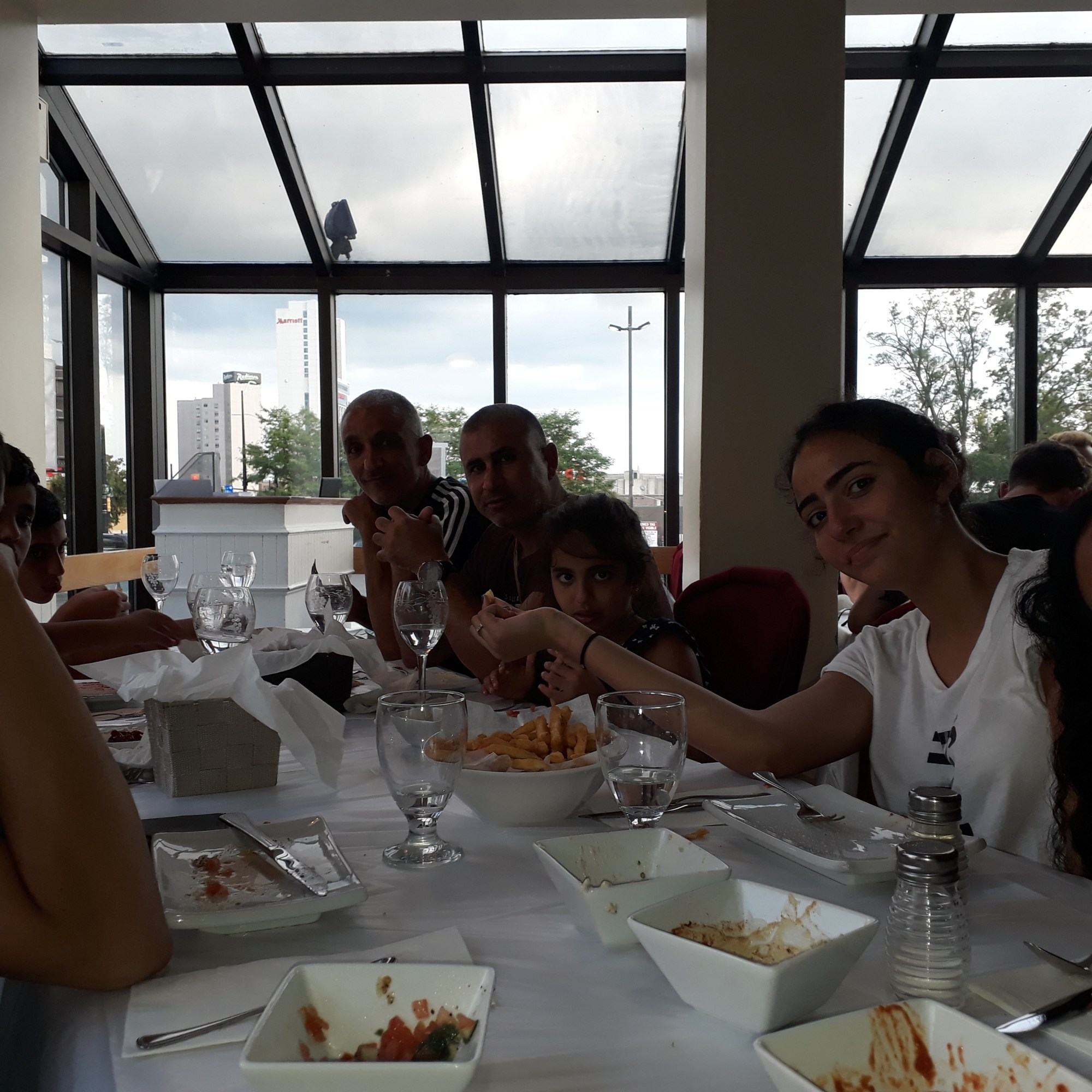 מפלי הניאגרה ארוחה בבית חב"ד