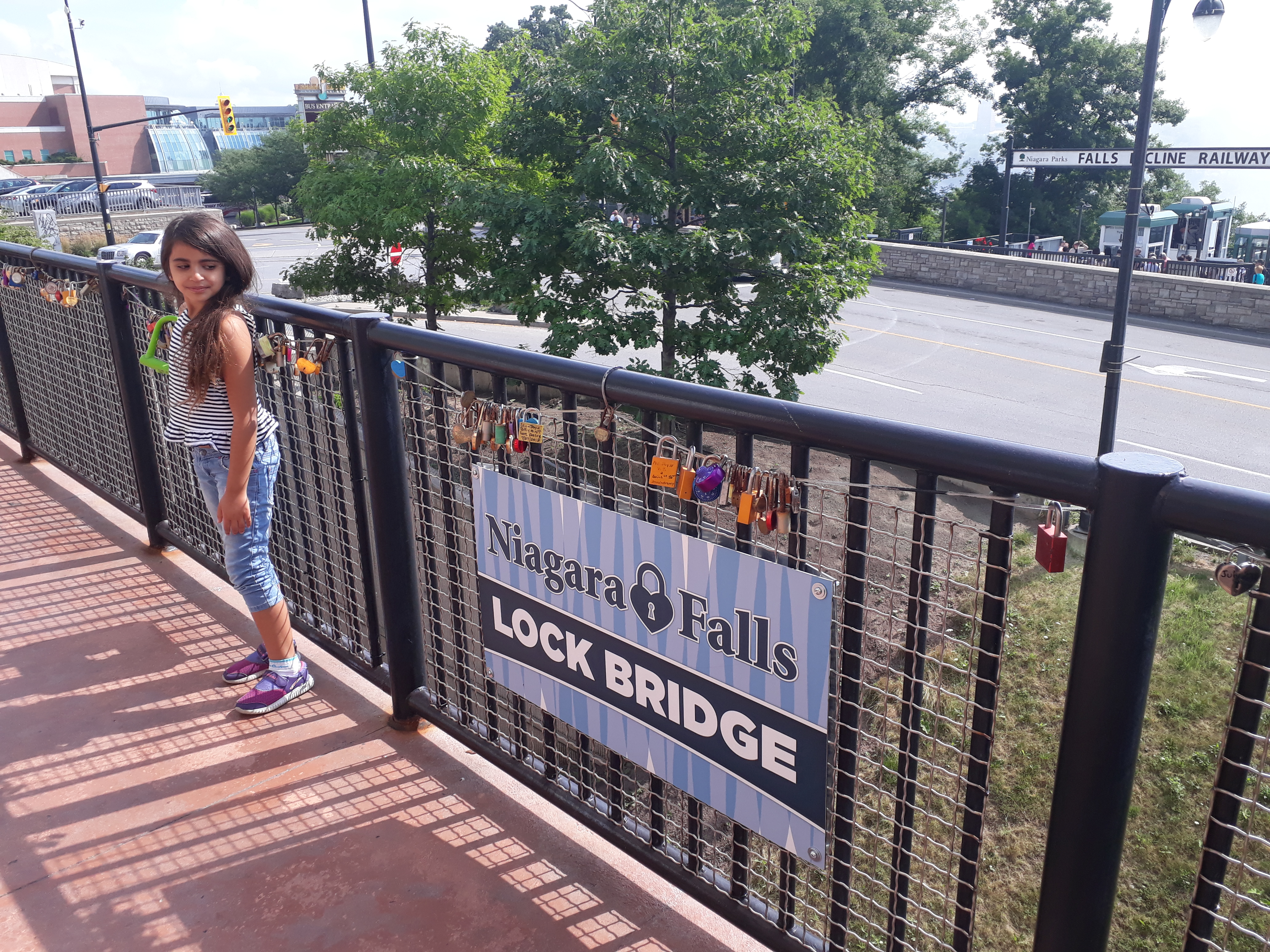 מפלי הניאגרה - שייט למפלים